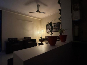 The Den- Private Apartment for Long stays